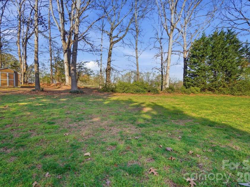 3101 Three Wood Drive, Denver, NC 28037.  MLS# CAR4358569, YatesRealty ID 8737. 