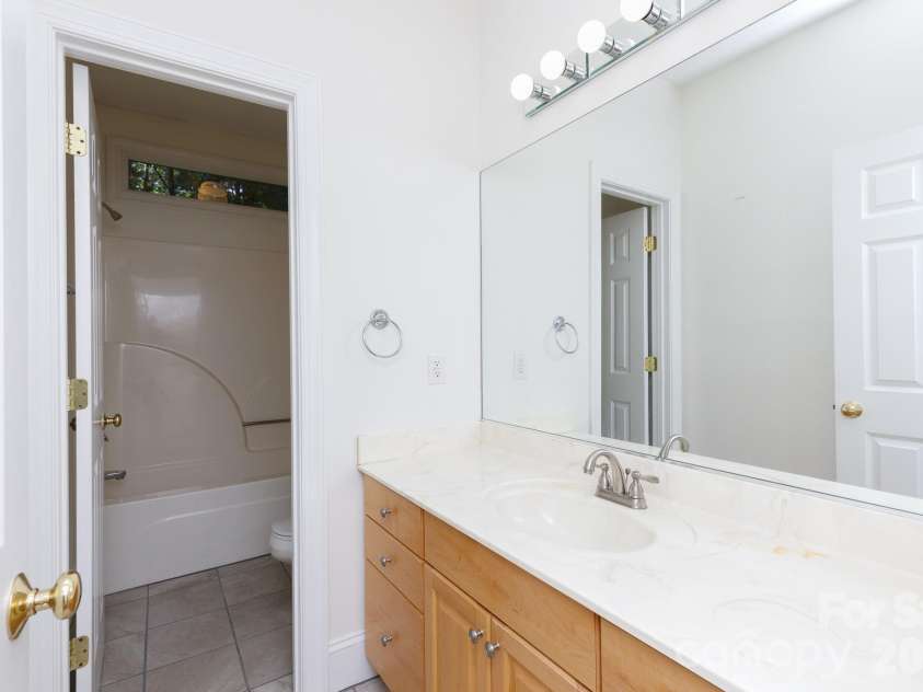 3101 Three Wood Drive, Denver, NC 28037.  MLS# CAR4358569, YatesRealty ID 8737. 