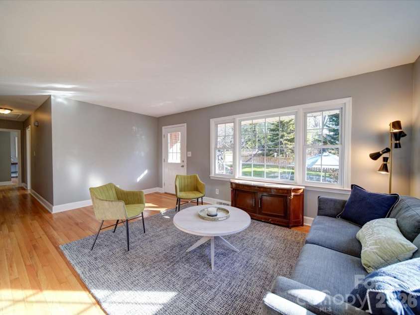 2036 Edgewater Drive, Charlotte, NC 28210.  MLS# CAR4340593, YatesRealty ID 8738. 