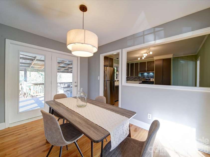 2036 Edgewater Drive, Charlotte, NC 28210.  MLS# CAR4340593, YatesRealty ID 8738. 