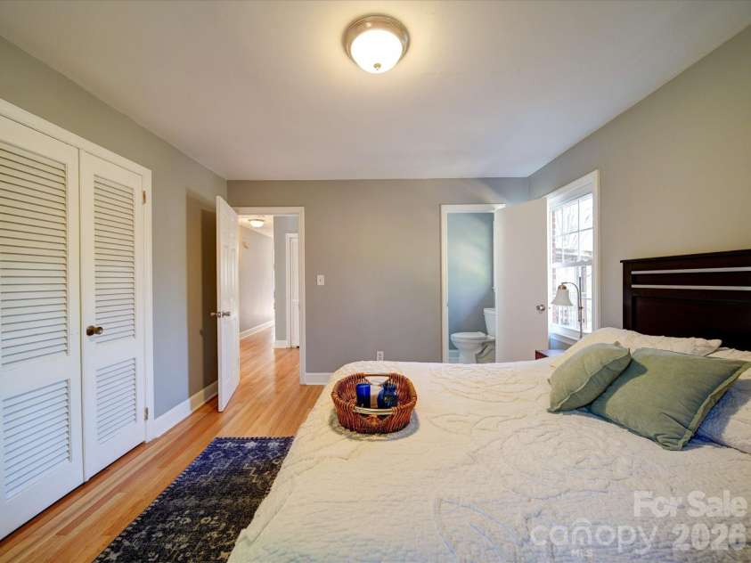 2036 Edgewater Drive, Charlotte, NC 28210.  MLS# CAR4340593, YatesRealty ID 8738. 