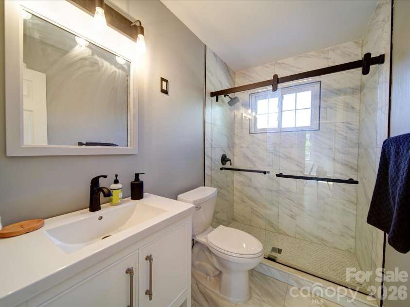 2036 Edgewater Drive, Charlotte, NC 28210.  MLS# CAR4340593, YatesRealty ID 8738. 