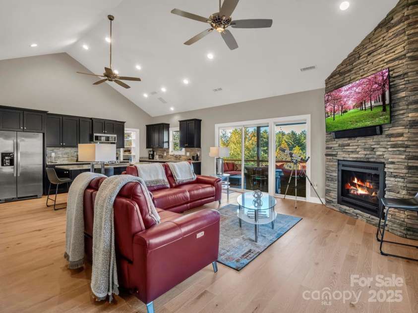 5588 Table View Lane, Lenoir, NC 28645.  MLS# CAR4317047, YatesRealty ID 8739. 