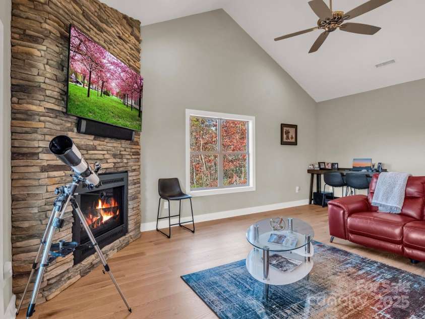 5588 Table View Lane, Lenoir, NC 28645.  MLS# CAR4317047, YatesRealty ID 8739. 