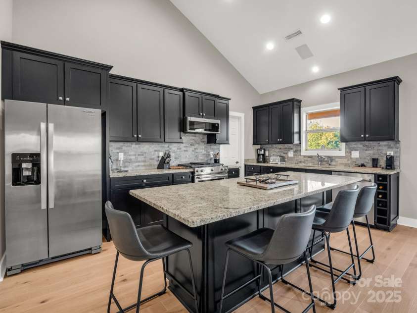 5588 Table View Lane, Lenoir, NC 28645.  MLS# CAR4317047, YatesRealty ID 8739. 