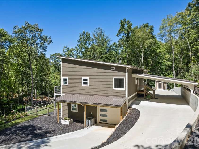 1185 Wallalieu Road, Otto, NC 28763.  MLS# CAR4330542, YatesRealty ID 874. 