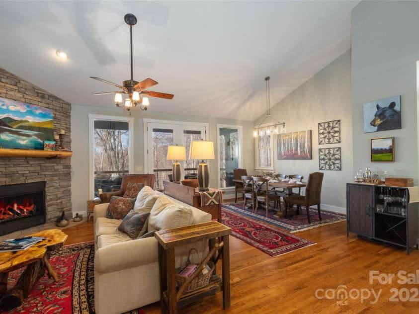 126 Mossycup Court, Tuckasegee, NC 28783.  MLS# CAR4324867, YatesRealty ID 874. Great Room