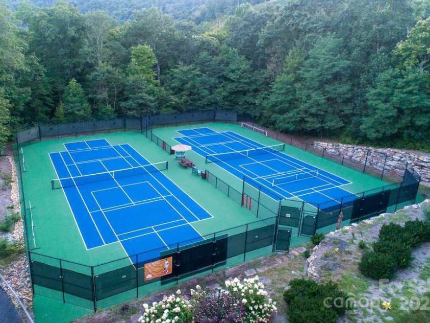 126 Mossycup Court, Tuckasegee, NC 28783.  MLS# CAR4324867, YatesRealty ID 874. Tennis and Pickleball