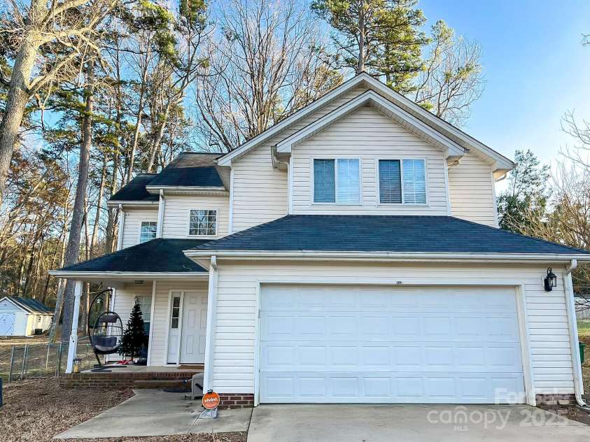 312 Radio Road, Charlotte, NC 28216.  MLS# CAR4222027, YatesRealty ID 874. 