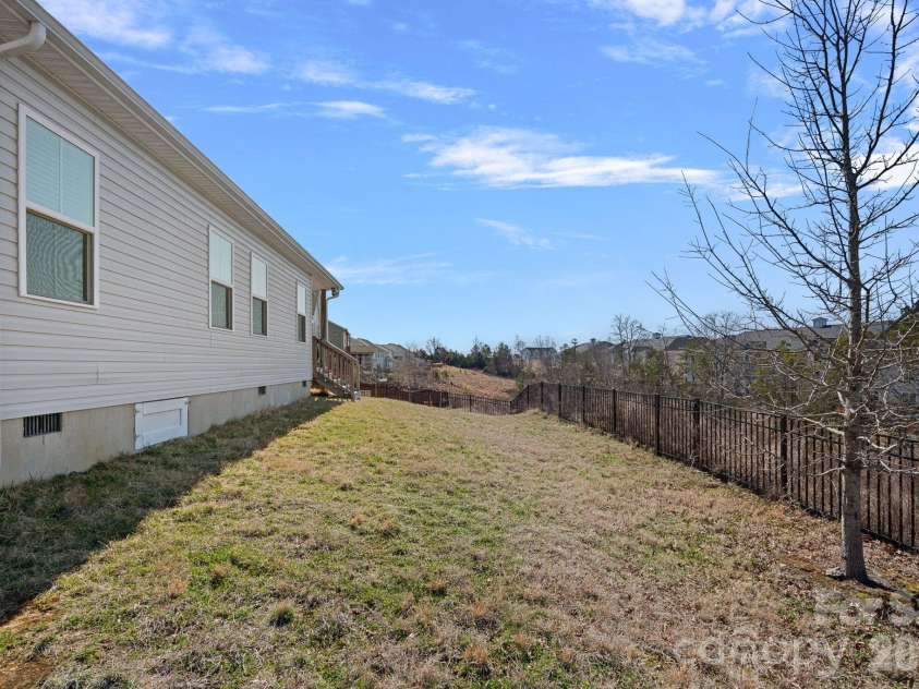 1654 Scarbrough Circle, Concord, NC 28025.  MLS# CAR4350733, YatesRealty ID 8740. 
