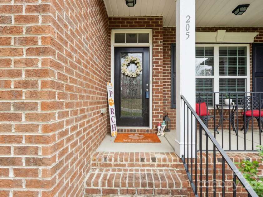 205 Cowboys Circle, Rock Hill, SC 29732.  MLS# CAR4235983, YatesRealty ID 8741. 