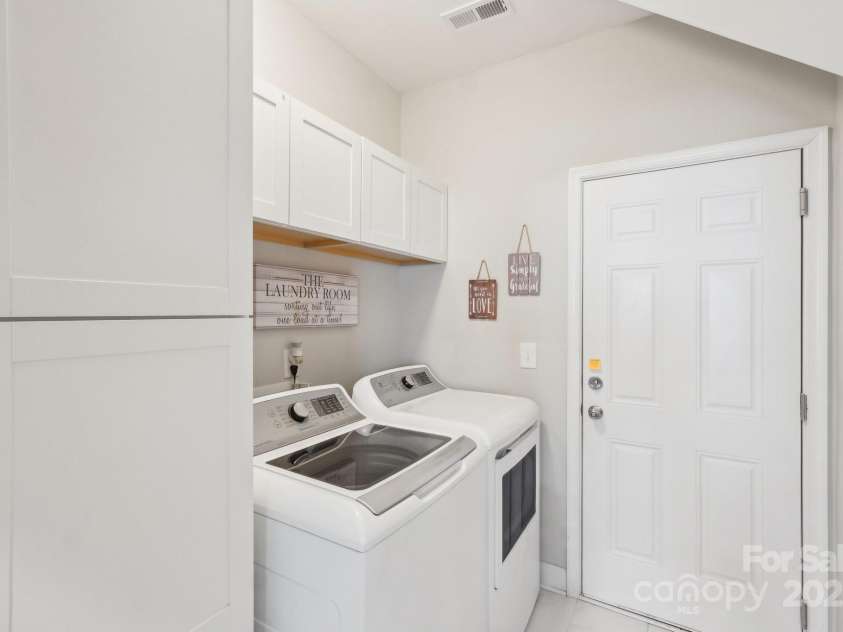 205 Cowboys Circle, Rock Hill, SC 29732.  MLS# CAR4235983, YatesRealty ID 8741. 
