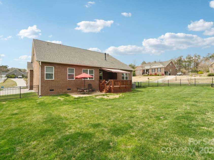 205 Cowboys Circle, Rock Hill, SC 29732.  MLS# CAR4235983, YatesRealty ID 8741. 