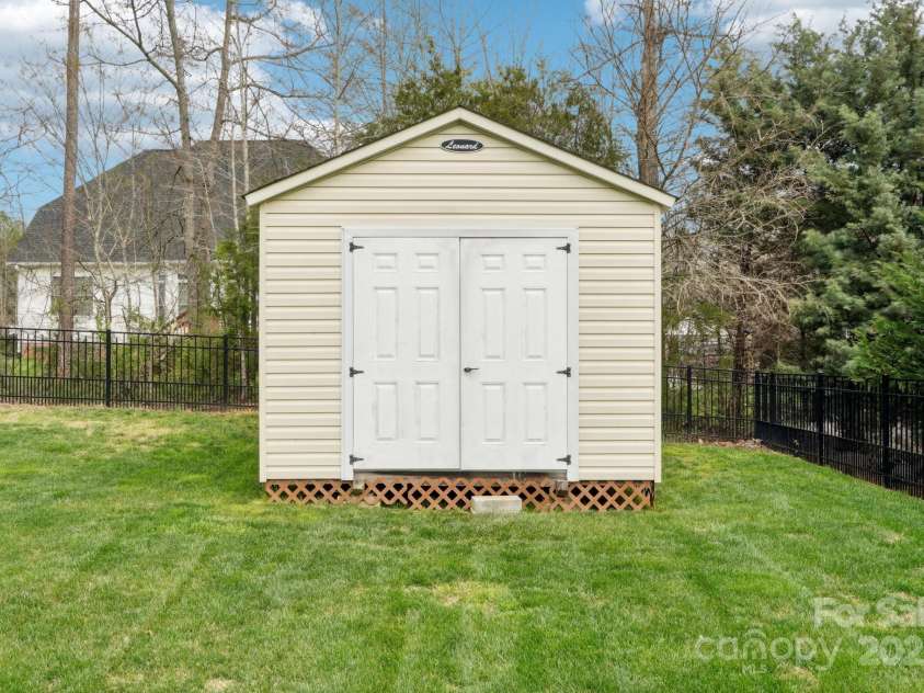 205 Cowboys Circle, Rock Hill, SC 29732.  MLS# CAR4235983, YatesRealty ID 8741. 