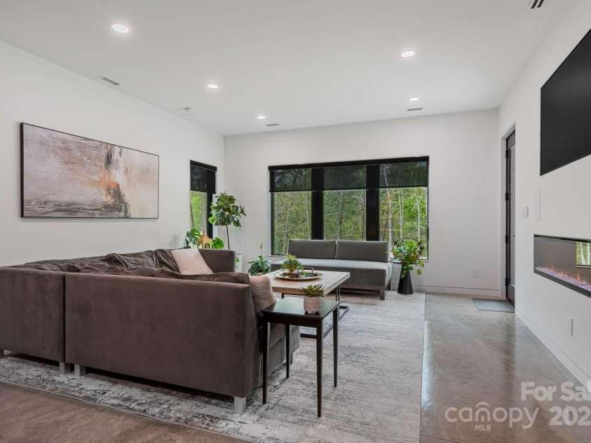 444 Starnes Circle Drive, Taylorsville, NC 28681.  MLS# CAR4251791, YatesRealty ID 8742. 