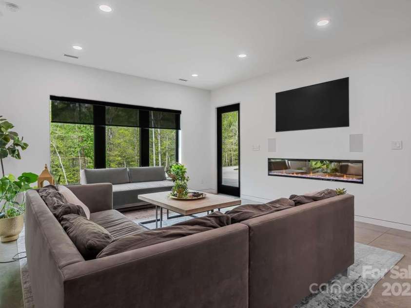 444 Starnes Circle Drive, Taylorsville, NC 28681.  MLS# CAR4251791, YatesRealty ID 8742. 