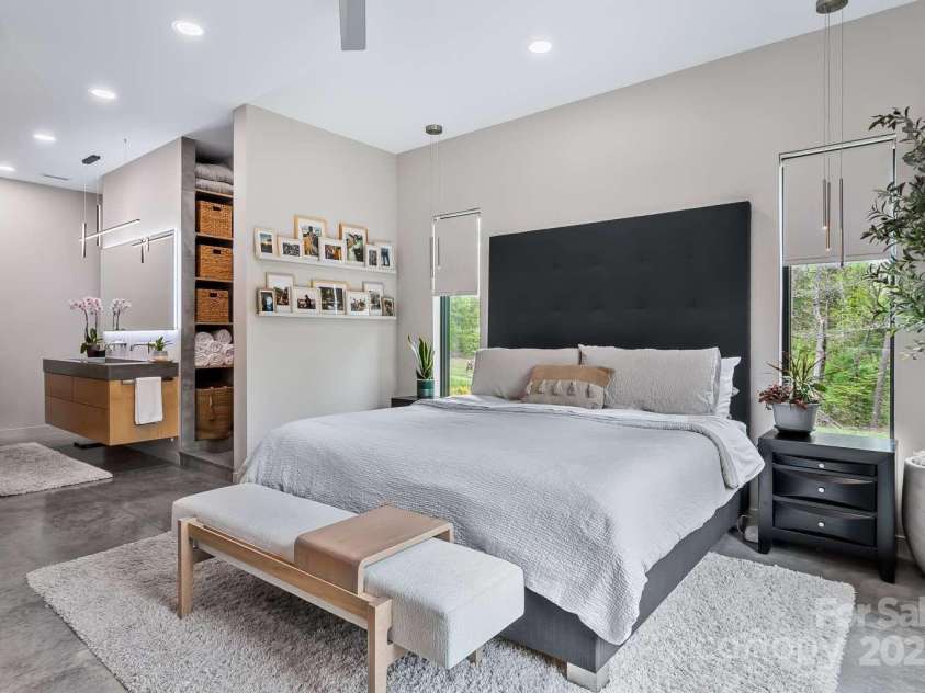 444 Starnes Circle Drive, Taylorsville, NC 28681.  MLS# CAR4251791, YatesRealty ID 8742. 