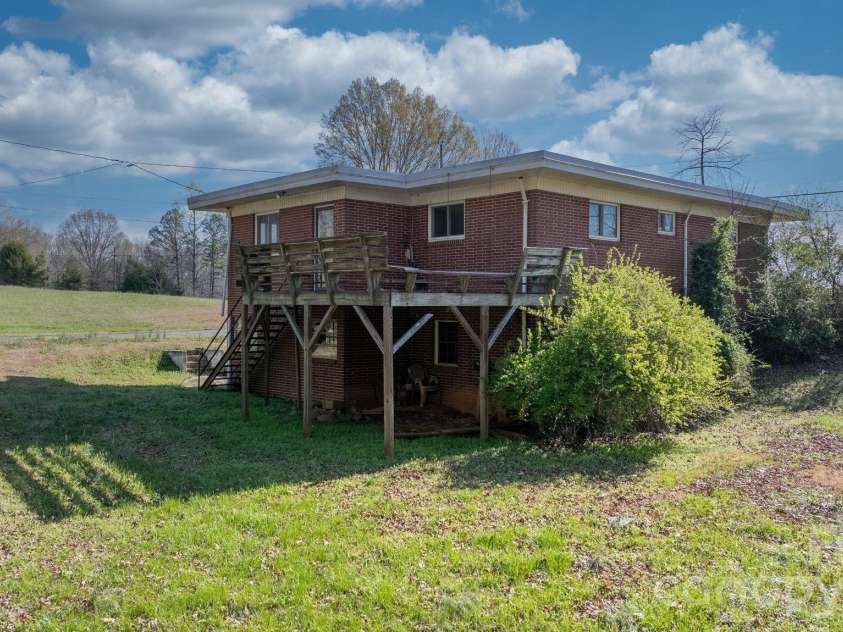 4914 Nc 10 Highway, Catawba, NC 28609.  MLS# CAR4361251, YatesRealty ID 8743. 