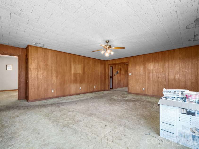 4914 Nc 10 Highway, Catawba, NC 28609.  MLS# CAR4361251, YatesRealty ID 8743. 