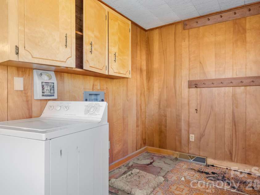 4914 Nc 10 Highway, Catawba, NC 28609.  MLS# CAR4361251, YatesRealty ID 8743. 