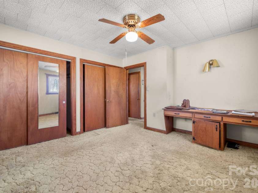 4914 Nc 10 Highway, Catawba, NC 28609.  MLS# CAR4361251, YatesRealty ID 8743. 