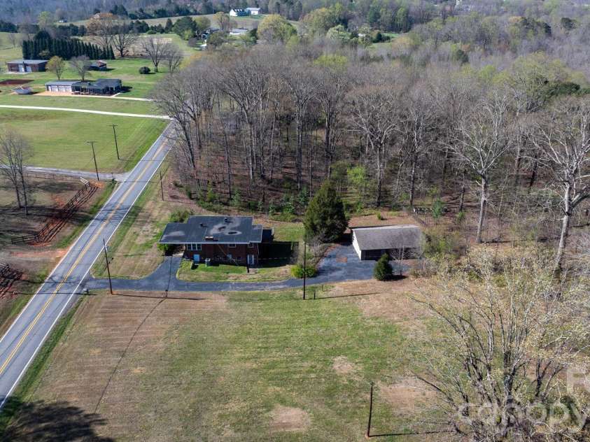 4914 Nc 10 Highway, Catawba, NC 28609.  MLS# CAR4361251, YatesRealty ID 8743. 