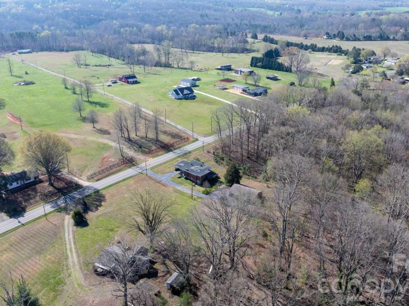 4914 Nc 10 Highway, Catawba, NC 28609.  MLS# CAR4361251, YatesRealty ID 8743. 