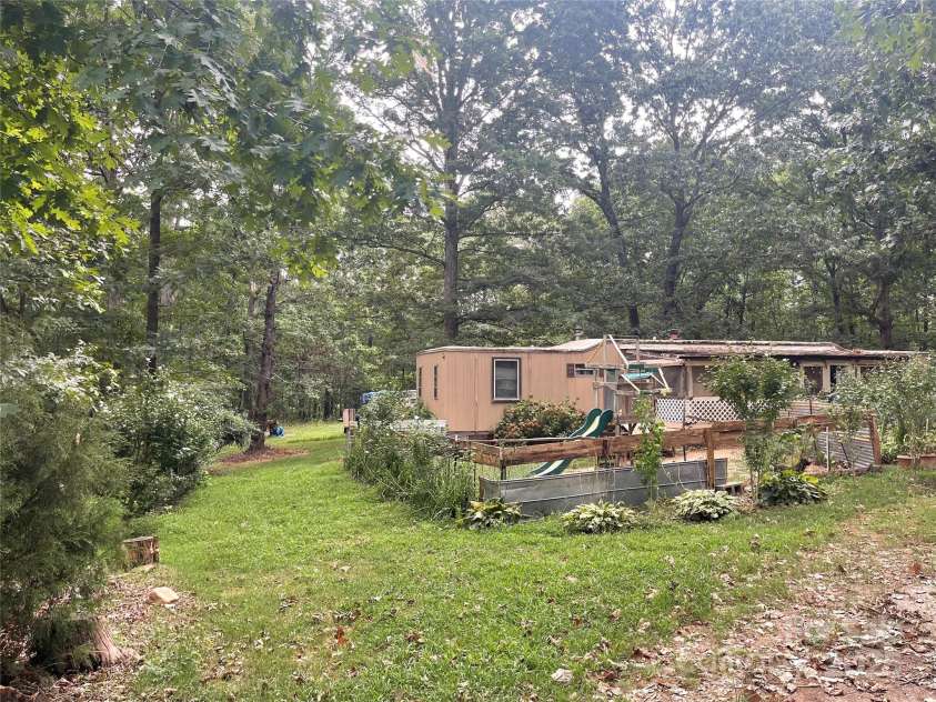 5790 Summer Lane, Cherryville, NC 28021.  MLS# CAR4285630, YatesRealty ID 8744. 