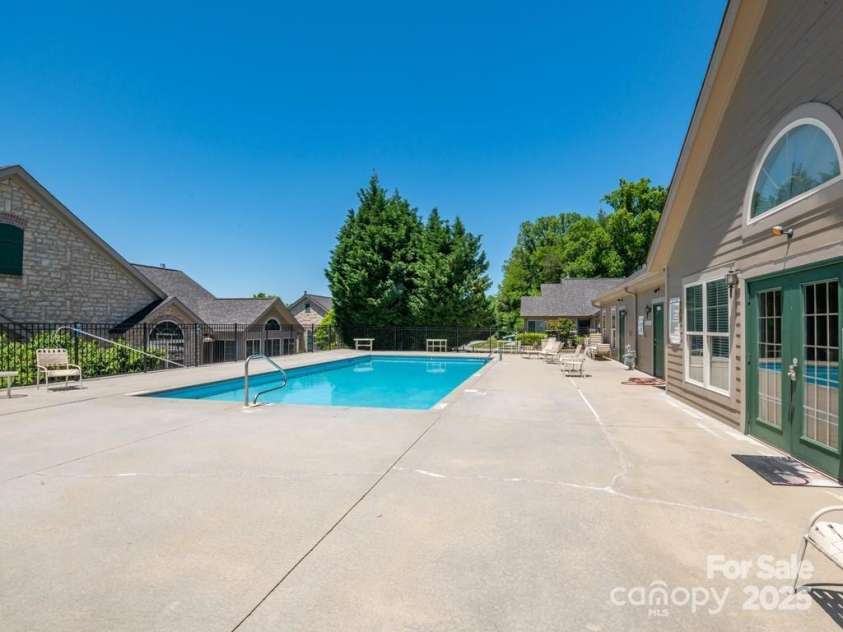 602 Summerfield Place, Flat Rock, NC 28731.  MLS# CAR4276322, YatesRealty ID 8744. 