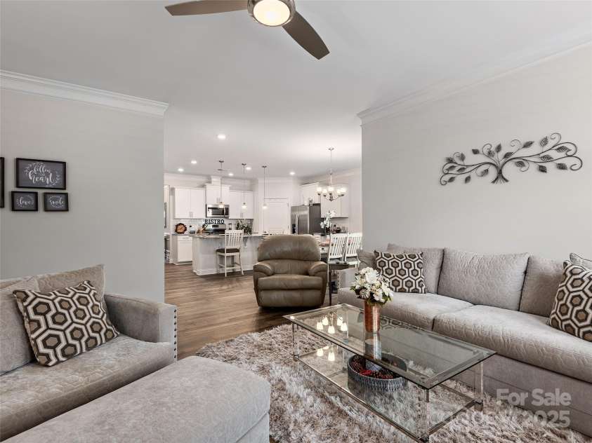 602 Summerfield Place, Flat Rock, NC 28731.  MLS# CAR4276322, YatesRealty ID 8744. Great Room 15'1