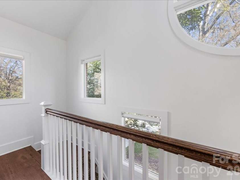 2330 Roswell Avenue, Charlotte, NC 28207.  MLS# CAR4358030, YatesRealty ID 8746. 