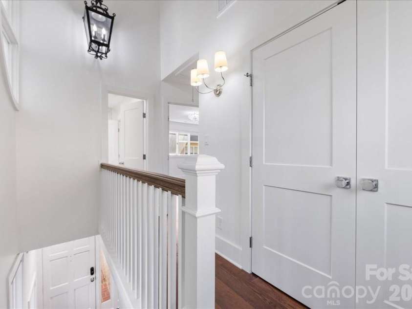 2330 Roswell Avenue, Charlotte, NC 28207.  MLS# CAR4358030, YatesRealty ID 8746. 