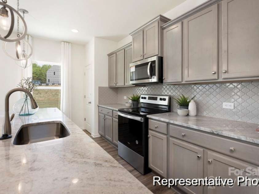 265 Red Fox Lane, China Grove, NC 28023.  MLS# CAR4222012, YatesRealty ID 8746. 