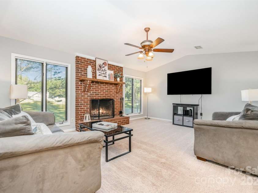 1500 Beth Haven Church Road, Denver, NC 28037.  MLS# CAR4312564, YatesRealty ID 8748. Living Room