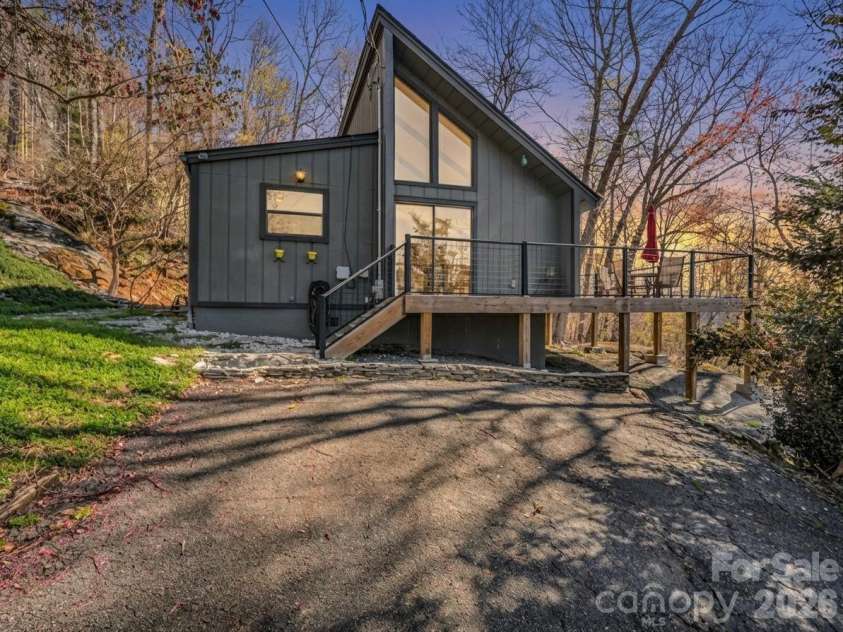 456 Youngs Mountain Drive, Lake Lure, NC 28746.  MLS# CAR4356097, YatesRealty ID 8748. Beautiful Sunrises and Sunsets
