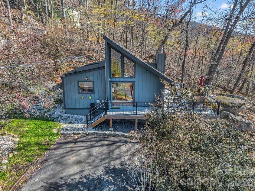 456 Youngs Mountain Drive, Lake Lure, NC 28746.  MLS# CAR4356097, YatesRealty ID 8748. Beautiful Views all around