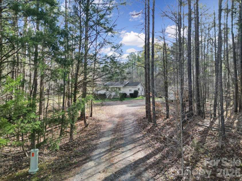 553 North Lane, Catawba, SC 29704.  MLS# CAR4358748, YatesRealty ID 8749. 