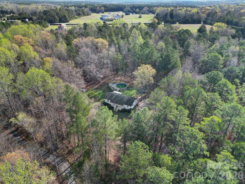 553 North Lane, Catawba, SC 29704.  MLS# CAR4358748, YatesRealty ID 8749. 
