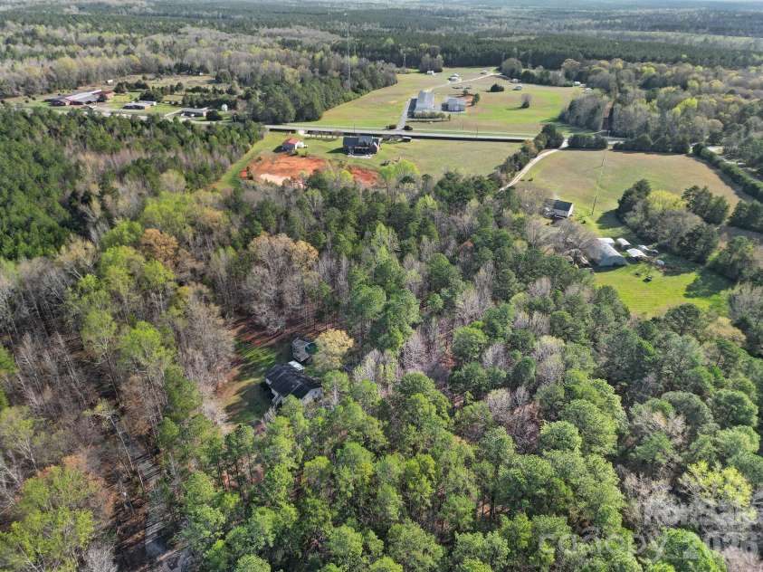 553 North Lane, Catawba, SC 29704.  MLS# CAR4358748, YatesRealty ID 8749. 