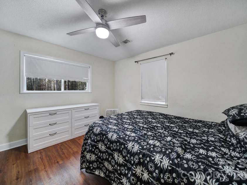 553 North Lane, Catawba, SC 29704.  MLS# CAR4358748, YatesRealty ID 8749. 