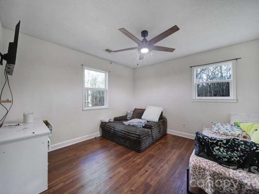 553 North Lane, Catawba, SC 29704.  MLS# CAR4358748, YatesRealty ID 8749. 
