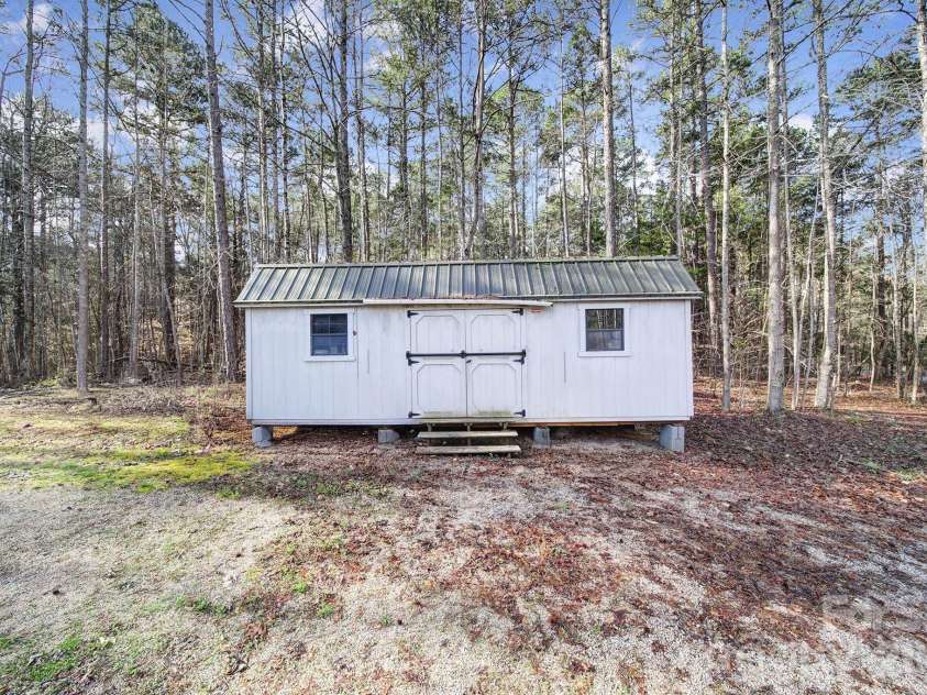553 North Lane, Catawba, SC 29704.  MLS# CAR4358748, YatesRealty ID 8749. 