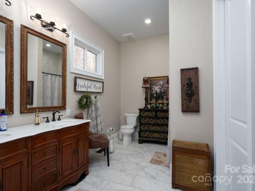 600 Monbo Road, Statesville, NC 28677.  MLS# CAR4320848, YatesRealty ID 875. 