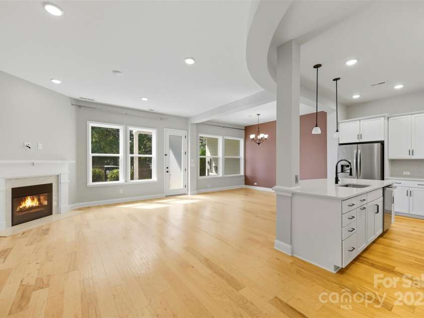 9209 Colin Crossing Court, Charlotte, NC 28277.  MLS# CAR4305863, YatesRealty ID 875. Great Room & Kitchen
