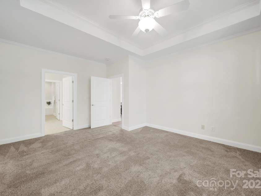 2959 Bellasera Way, Matthews, NC 28105.  MLS# CAR4274927, YatesRealty ID 8750. 