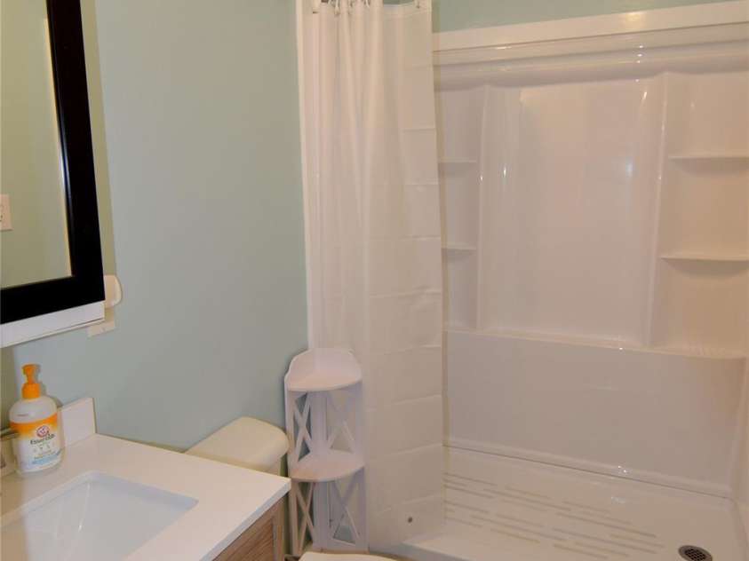 93 John Gilkey Road, Marion, NC 28752.  MLS# CAR4333548, YatesRealty ID 8750. Bath