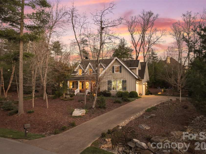 79 Chauncey Circle, Asheville, NC 28803.  MLS# CAR4363635, YatesRealty ID 8753. 