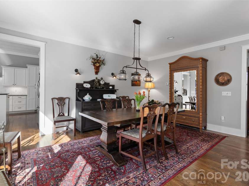 79 Chauncey Circle, Asheville, NC 28803.  MLS# CAR4363635, YatesRealty ID 8753. 