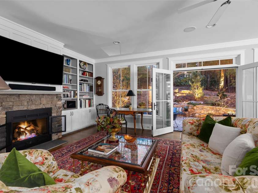79 Chauncey Circle, Asheville, NC 28803.  MLS# CAR4363635, YatesRealty ID 8753. 