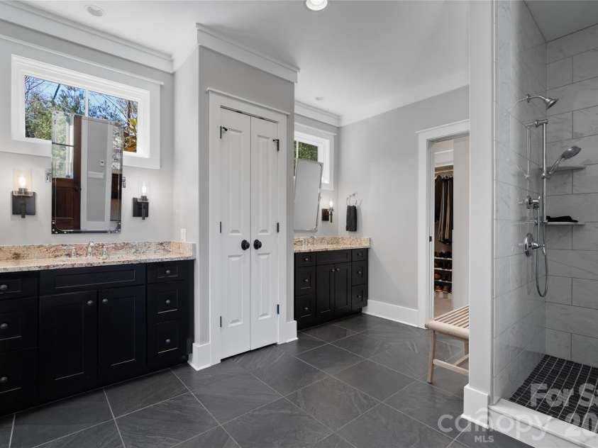 79 Chauncey Circle, Asheville, NC 28803.  MLS# CAR4363635, YatesRealty ID 8753. 